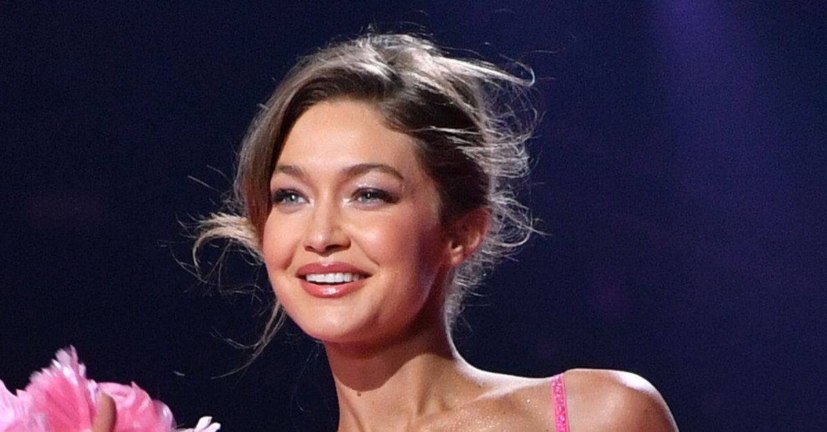 All the 2025 Victoria's Secret Fashion Show Runway Looks That Have Our Jaws on the Floor