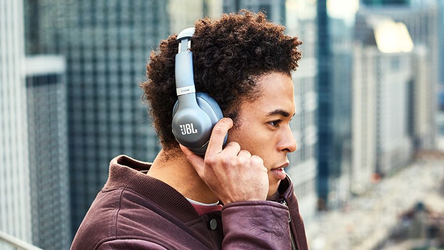 JBL 710GA over-the-ear headphones