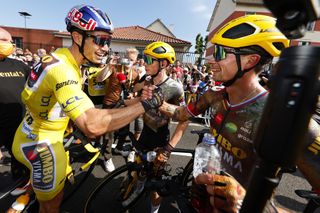 Tour de France 2022 - 109th Edition - 4th stage Dunkerque - Calais 171,5 km - 05/07/2022 - Wout Van Aert (BEL - Team Jumbo - Visma) - Primoz Roglic (SLO - Team Jumbo - Visma) - photo Luca Bettini/SprintCyclingAgencyÂ©2022
