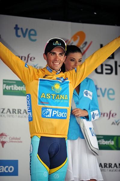 Giro d'Italia winner Alberto Contador (Astana) takes the maillot oro of the Vuelta a Espa&ntilde;a.