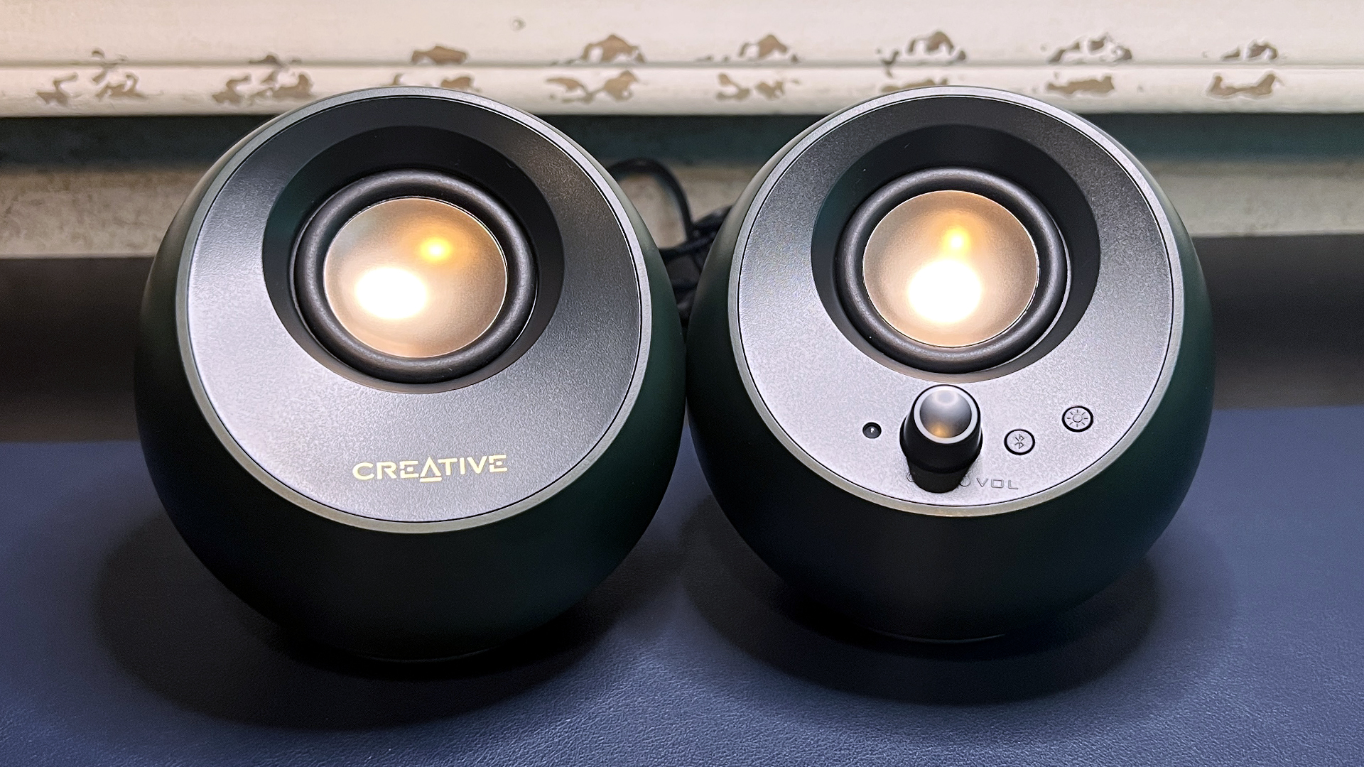 Creative Pebble Pro