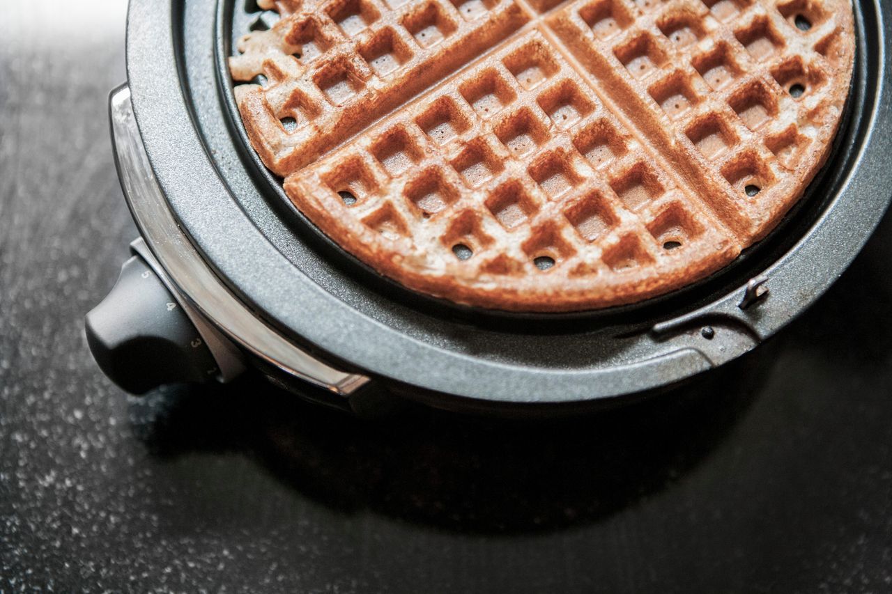 Waffle iron