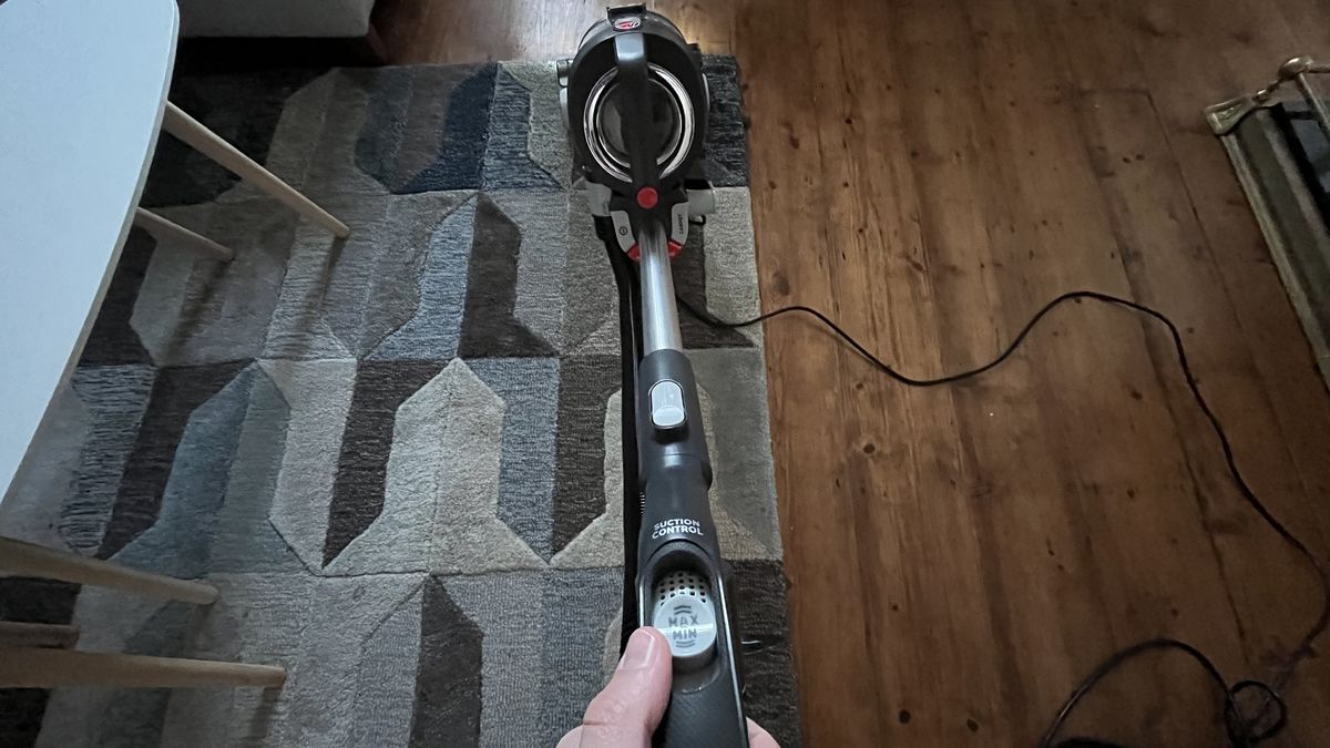 Hoover HL5 Push&Lift Upright Vacuum Cleaner review TechRadar