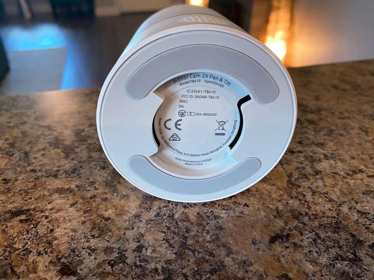 Eufy Cam Indoor Pan 2k Bottom View