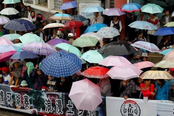 Umbrella sales were also up today.
