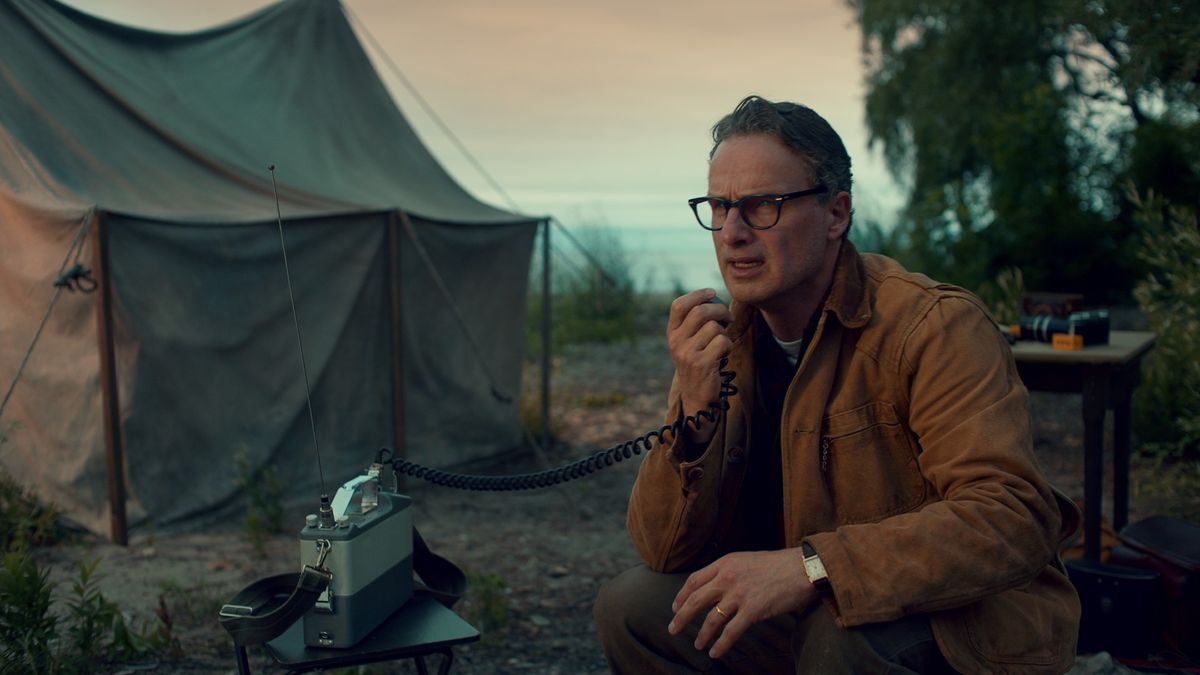 Andrew Lincoln as Edgar Bradley in &#039;The Murmuring&#039; from Guillermo del Toro&#039;s Cabinet of Curiosities