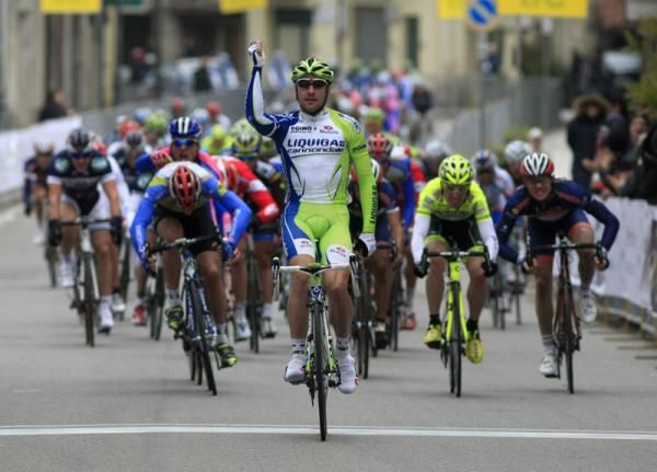 Elia Viviani (Liquigas-Cannondale) was simply in a different class