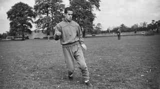 Spanish footballer Luis Suarez, captain of the Spanish national team, in training at Roehampton ahead of an international friendly match in London, October 25th 1960. Spain are to play against England at Wembley Stadium on October 26th. (Photo by Evening Standard/Hulton Archive/Getty Images)