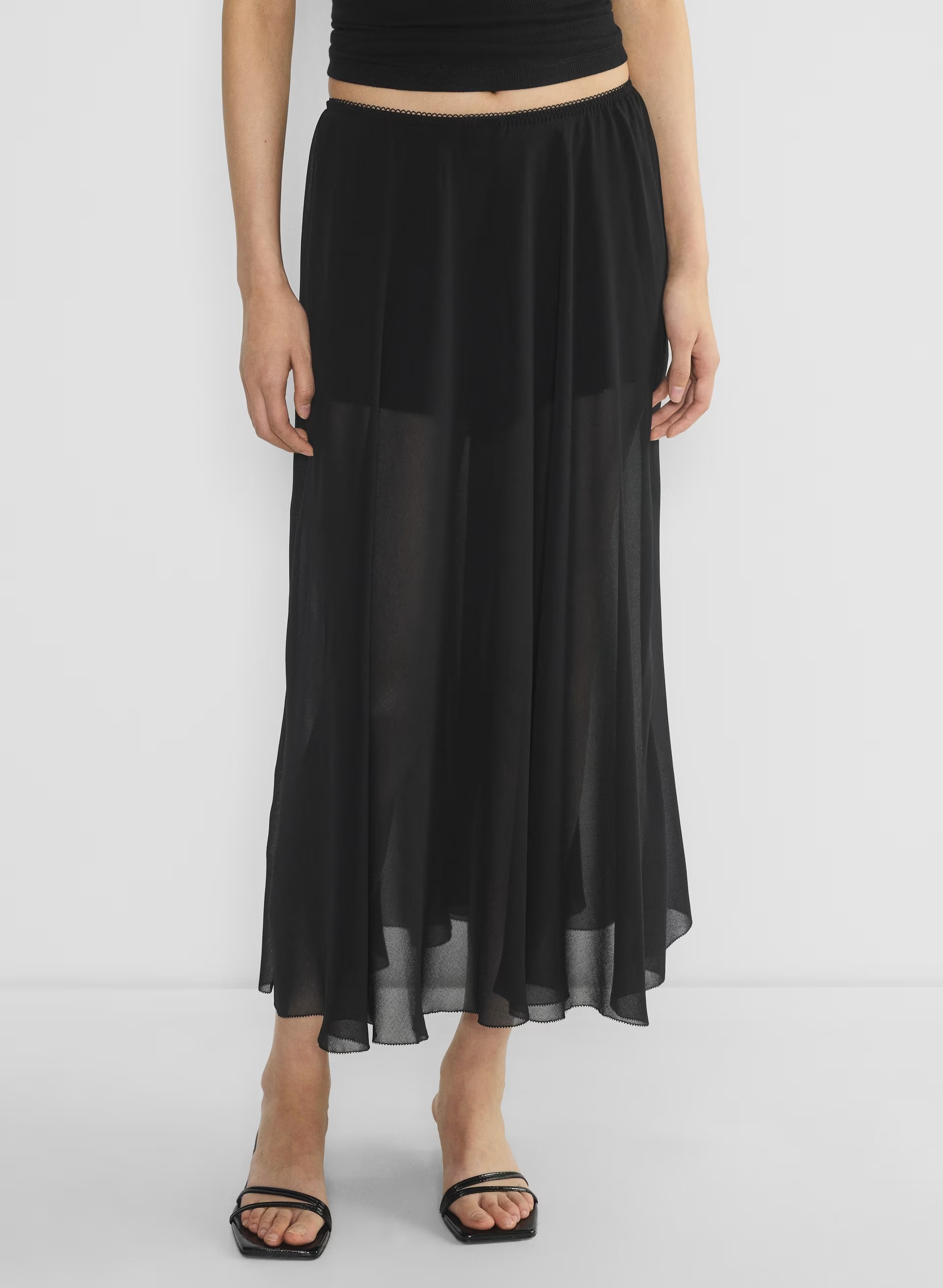 Aritzia, Wilfred Veil Skirt in Black