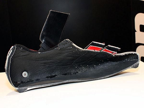 The carbon fibre outsoles are devoid of filler materials.