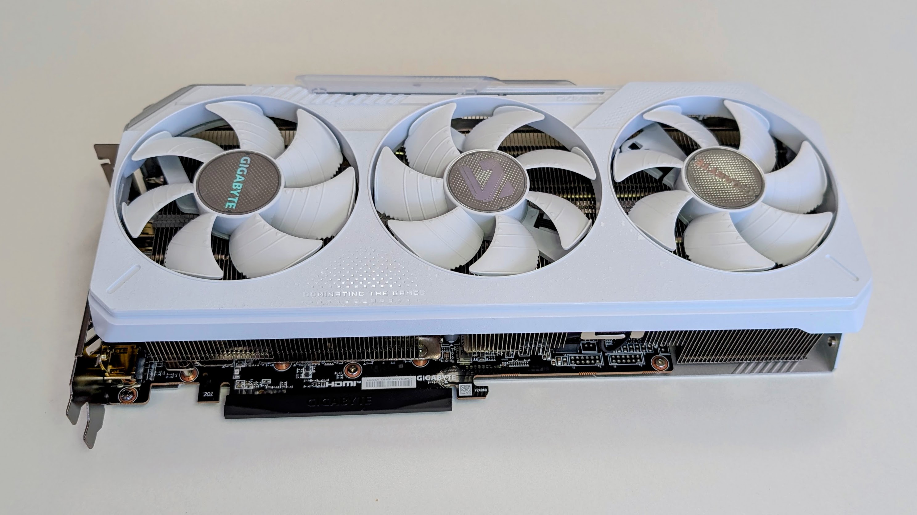 Gigabyte Radeon RX 9070 XT Gaming OC Ice 16GB from above
