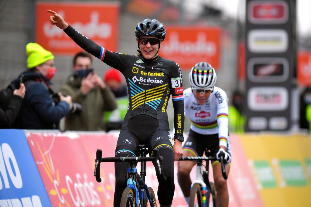 ZOLDER BELGIUM DECEMBER 26 Arrival Lucinda Brand of The Netherland and Team Telenet Baloise Lions Celebration Ceylin Del Carmen Alvarado of The Netherland and Team AlpecinFenix during the 16th HeusdenZolder World Cup 2020 Women Elite CX SPHeusdenZolder SuperprestigeCX Cyclocross on December 26 2020 in Zolder Belgium Photo by Luc ClaessenGetty Images