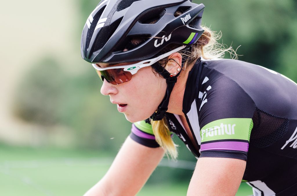 Action from the final stage of the Boels Rentals Ladies Tour.