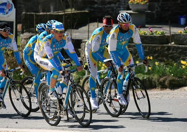 Alberto Contador and his Astana teammates scope out the Li&egrave;ge-Bastogne-Li&egrave;ge course.