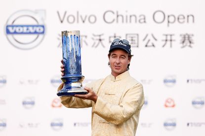 Brett Rumford defends Volvo China Open