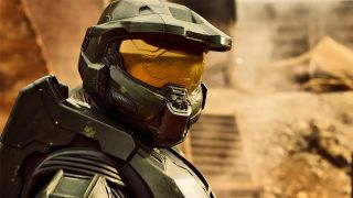 Master Chief standing in a desert environment in the Halo TV series