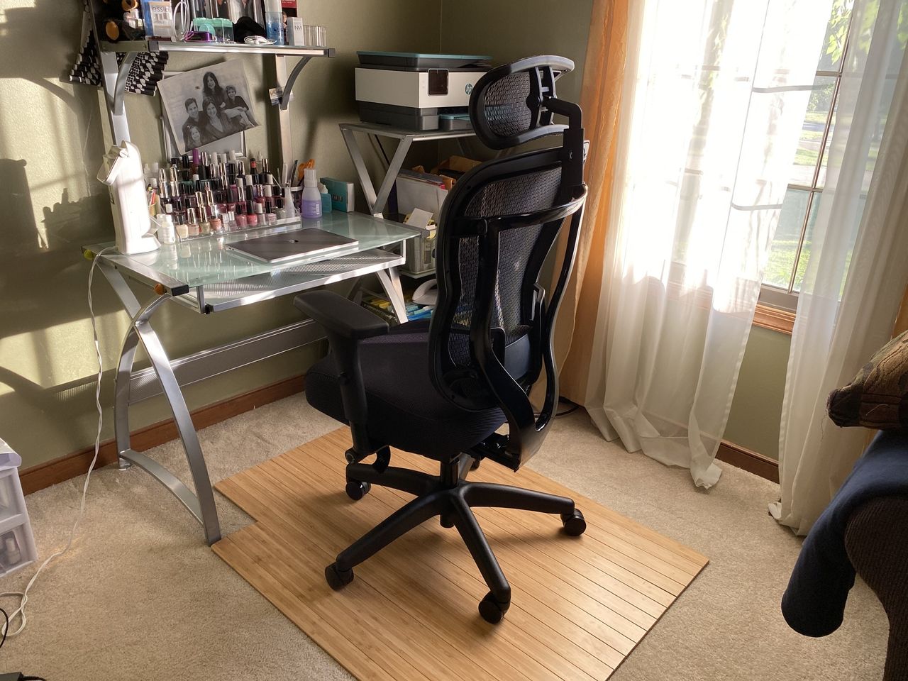Oak Hollow Furniture Aloria Series Office Chair