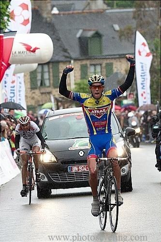 Pirmin Lang (Atlas Personal - Jakroo) also moved into the overall lead.