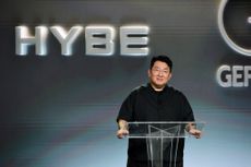 Bang SiHyuk Chairman of HYBE speak onstage as HYBE x Geffen Records Announce Contestants for Forthcoming Global Girl Group on August 28 2023 in Santa Monica California Photo by Vivien KillileaGetty Images for HYBE x Geffen Records AUGUST 28 2023
