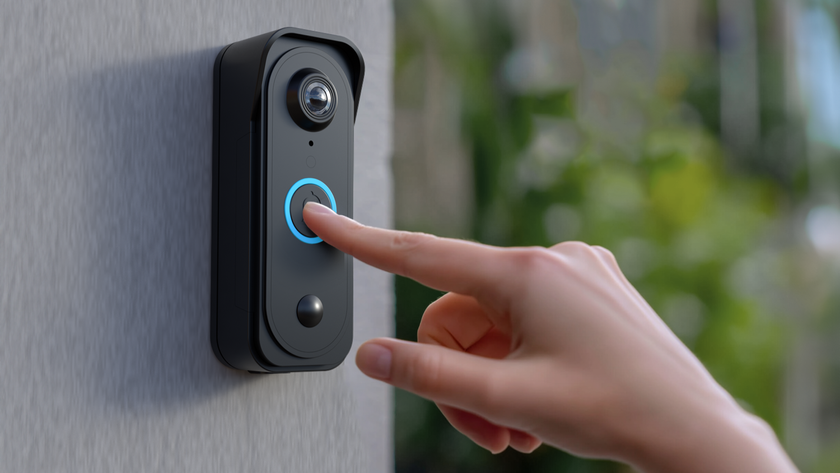 Swann MaxRanger 4k doorbell being pressed