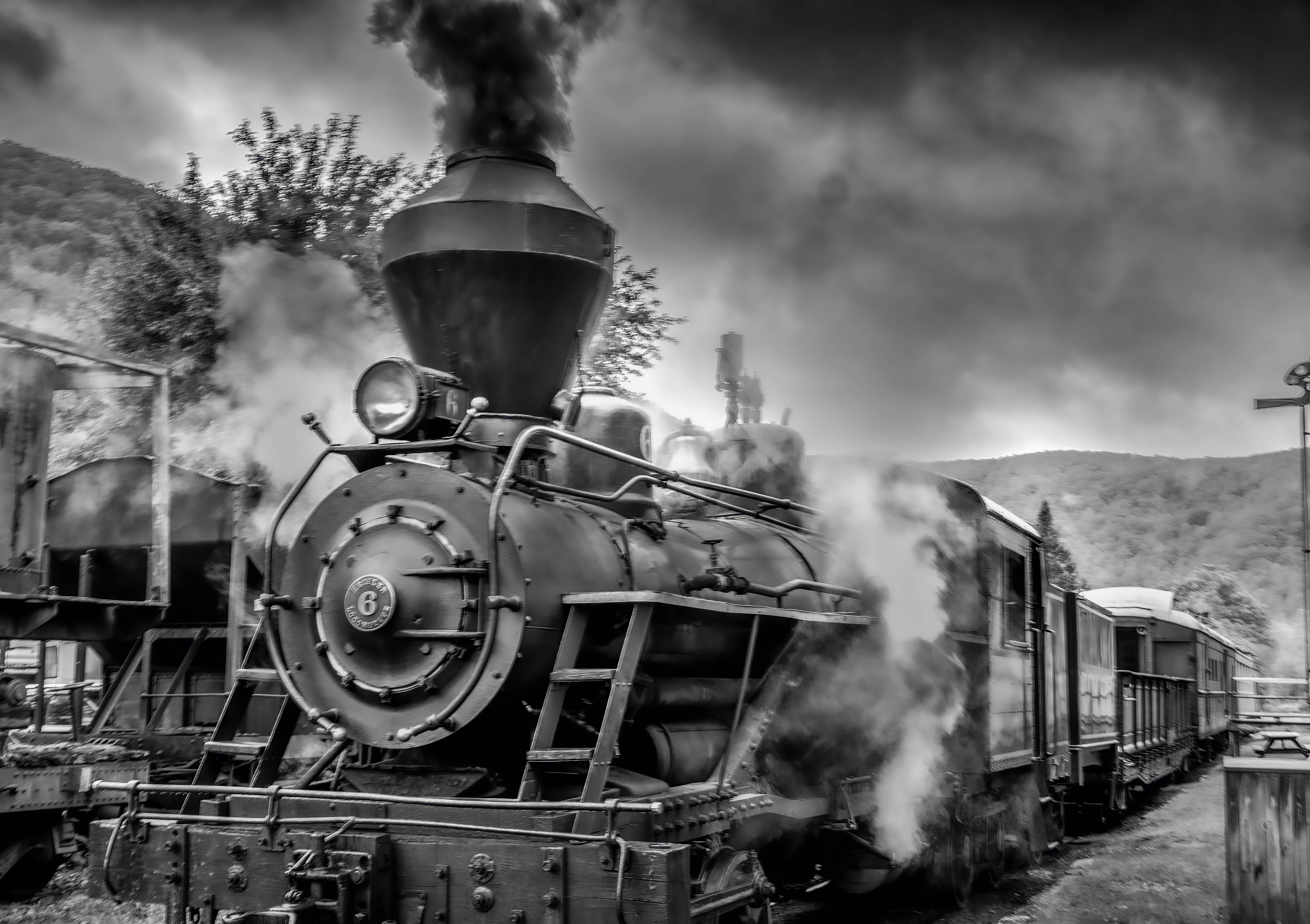 GuruShots - Powerful Black & White Jan 26