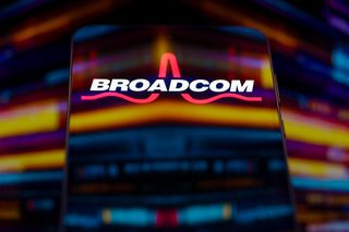 Broadcom Can't Cap Dow's 874-Point Bounce: Stock Market Today