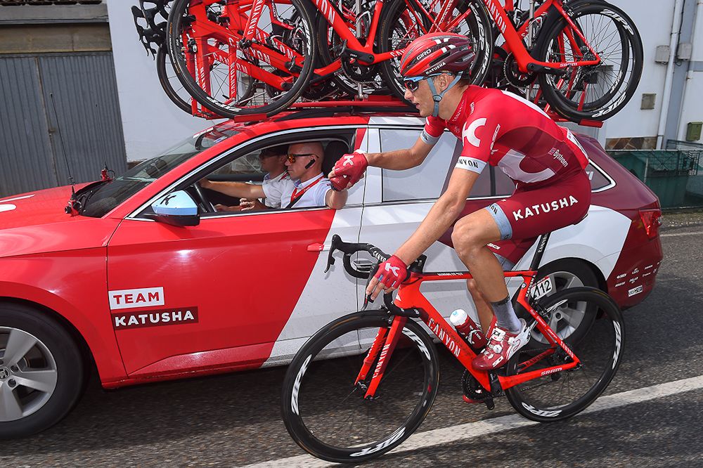 Sven Erik Bystrom at the Katusha team car.