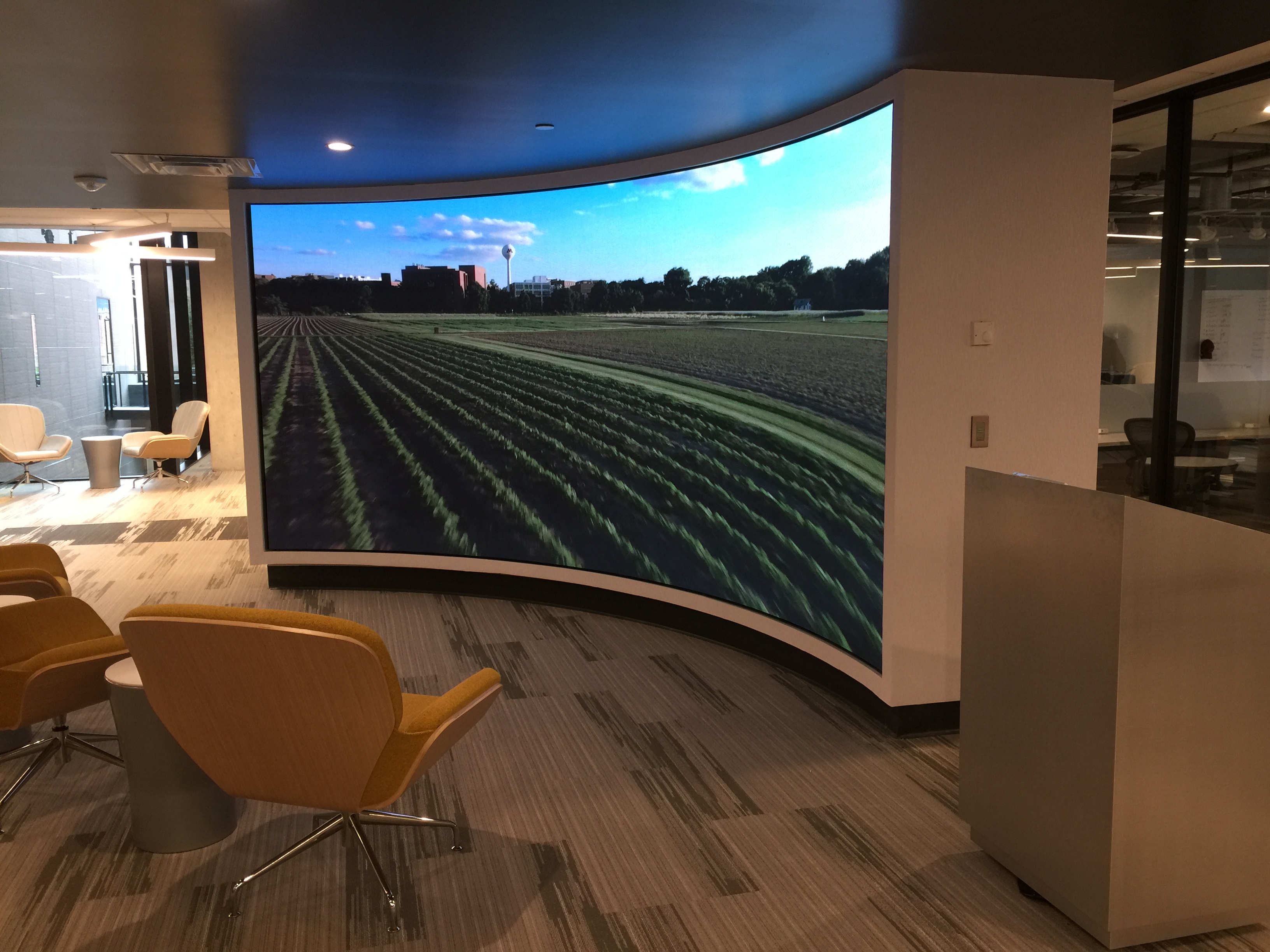 University of Minnesota Installs NanoLumens Curved Display