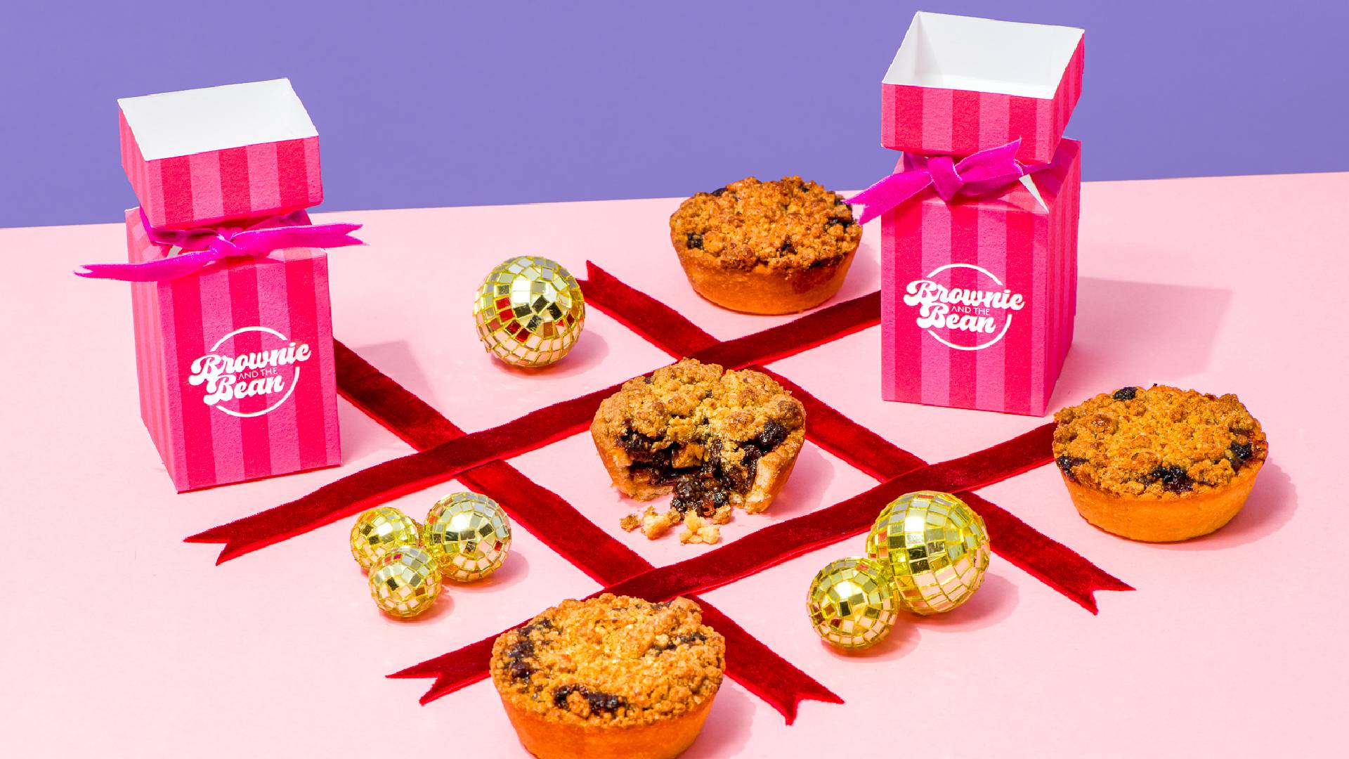 Brownie and the Bean Mince Pies