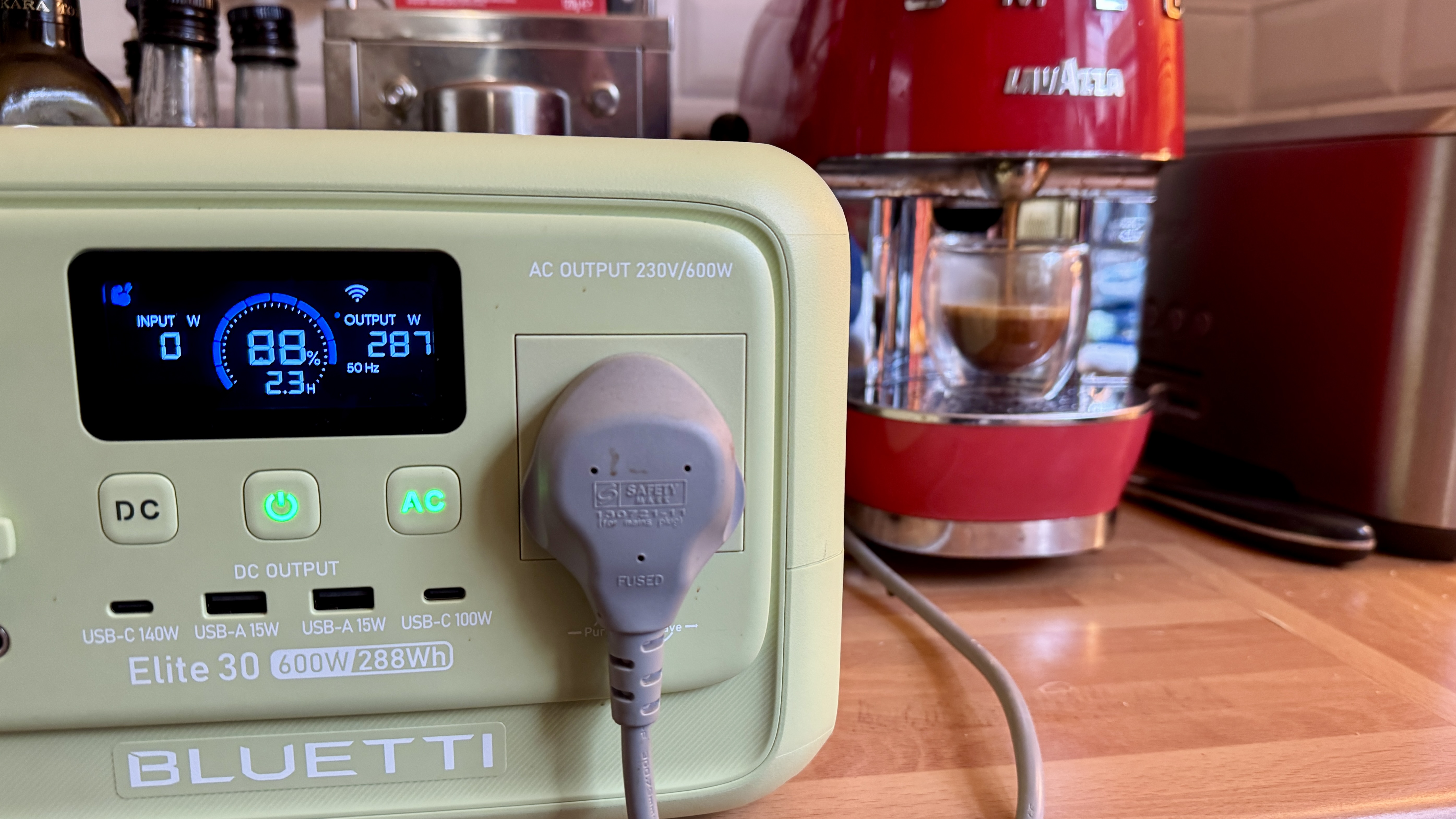 Bluetti Elite 30 V2 portable power station