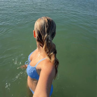 Health freelancer Georgia swimming every day for a month