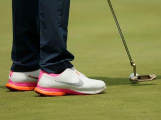 What Golf Shoes Do Pro's Wear