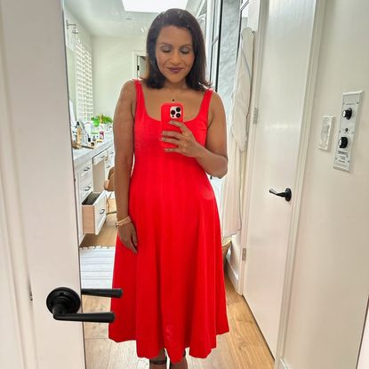 Mindy Kaling Red Dress