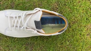 Photo of the olukai Wai'alae gofl shoe insole