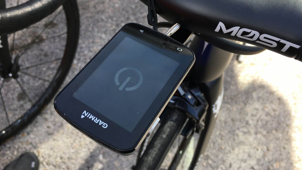 Thomas opts for a Garmin Edge 820 computer