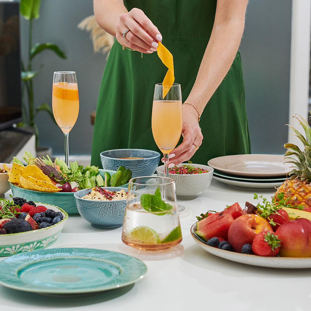 kitchen with fruit plates and glasses