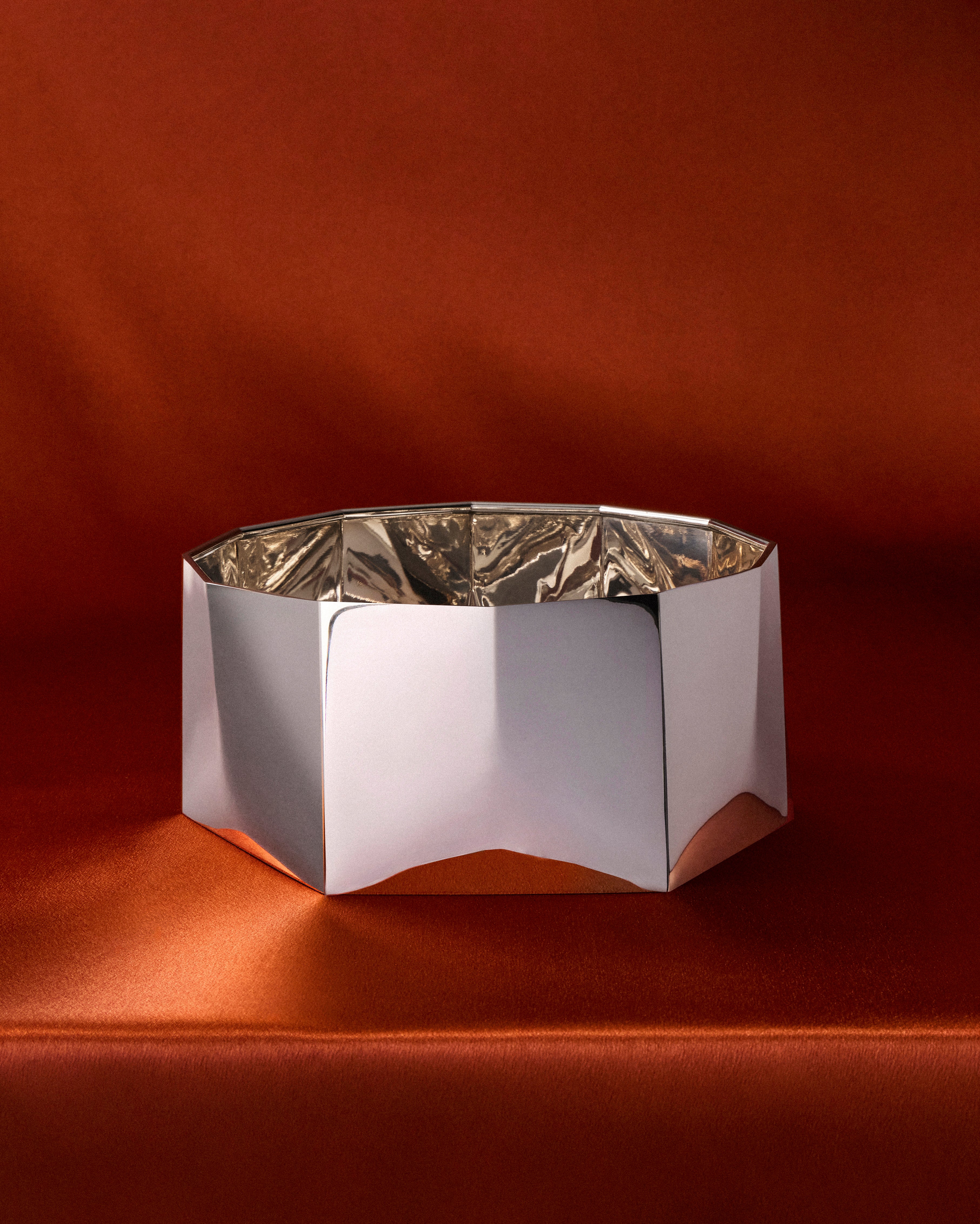 1971 Afra and Tobia Scarpa Polygonal Sterling Silver Vase (9in/23.5cm)