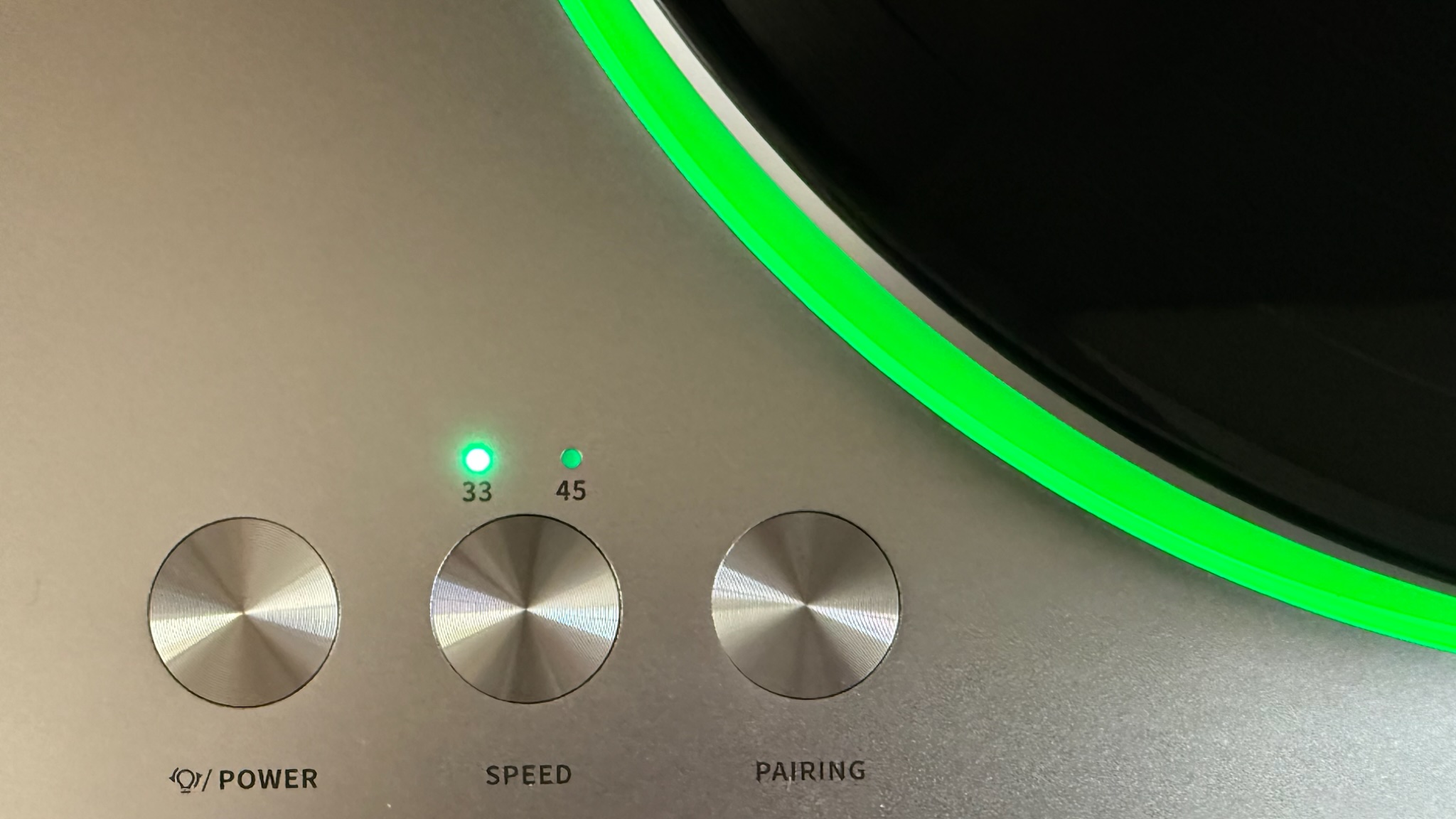 close-up of the controls on the FiiO TT13 turntable