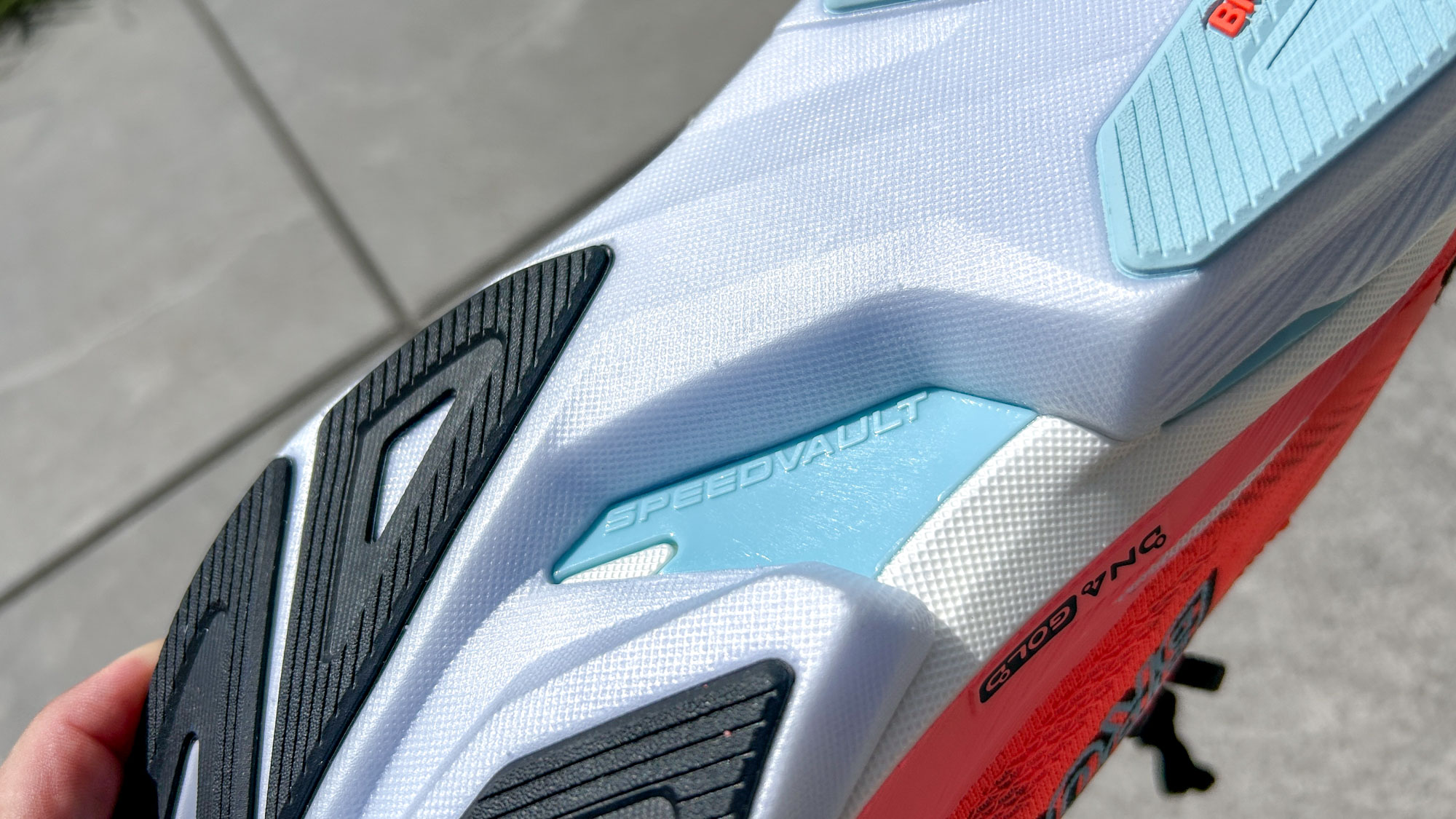 Brooks Hyperion Max 3
