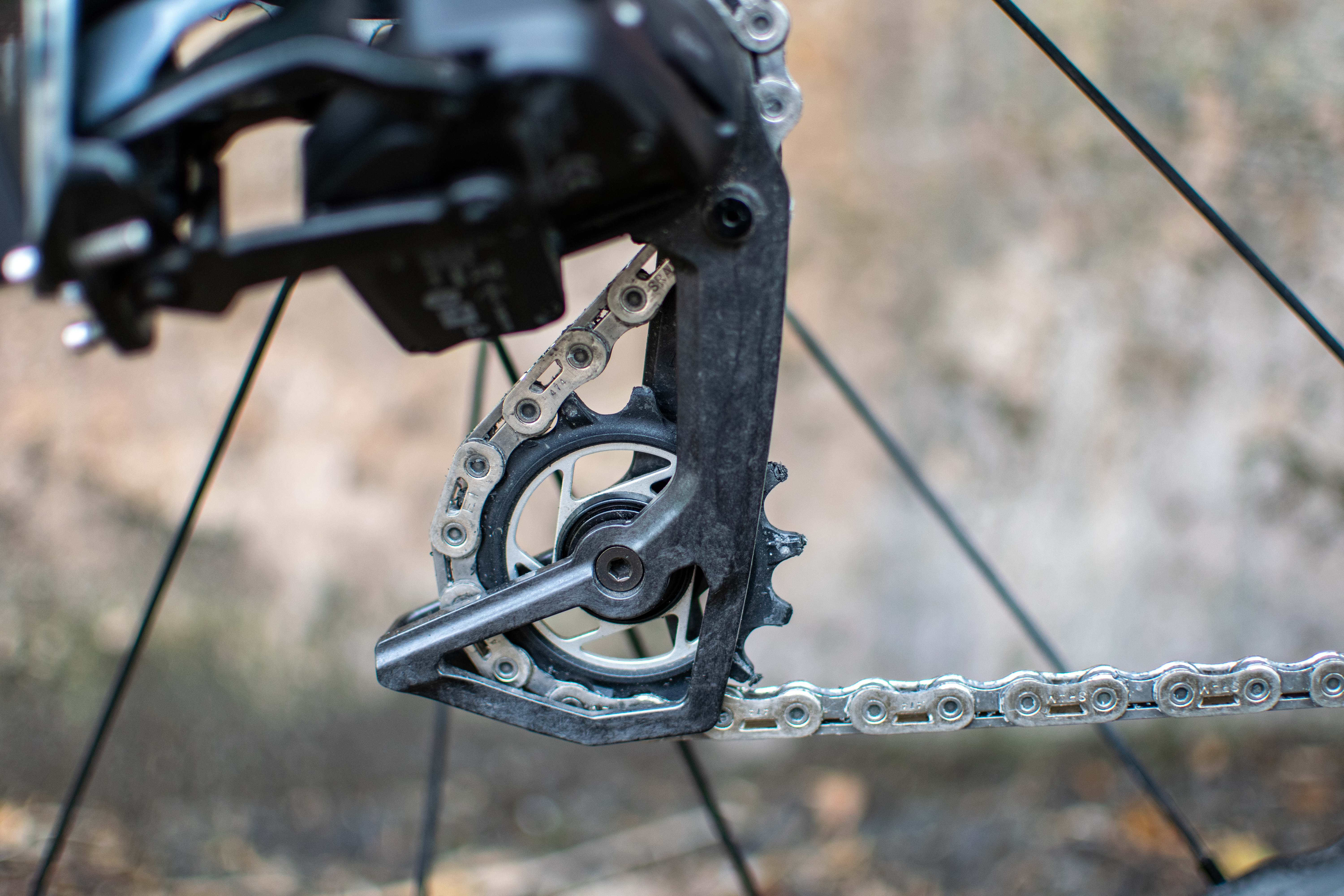 A SRAM Force AXS deraulleur arm