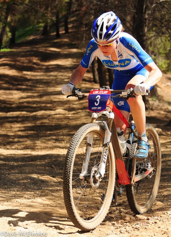 Georgia Gould (Luna Pro Team) seemed to struggle a bit mid-race and slipped to 8th place.