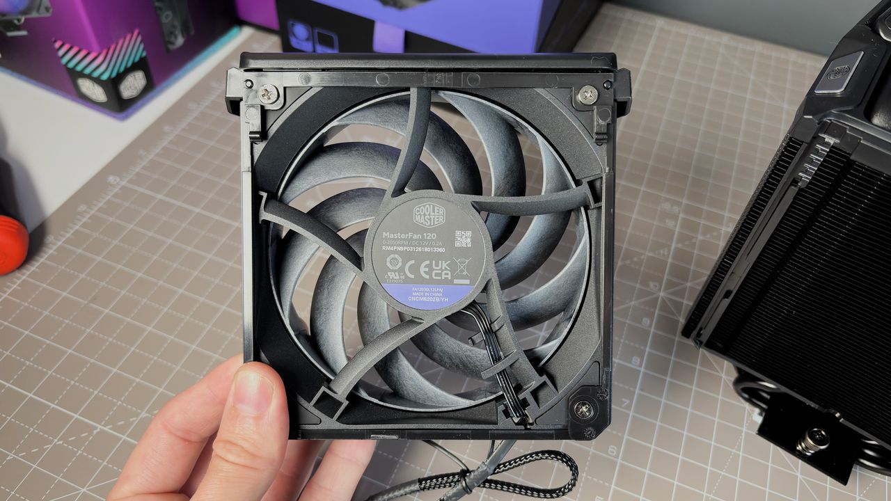 The Cooler Master V8 Ace 3DHP installed on a test bench and on its box.