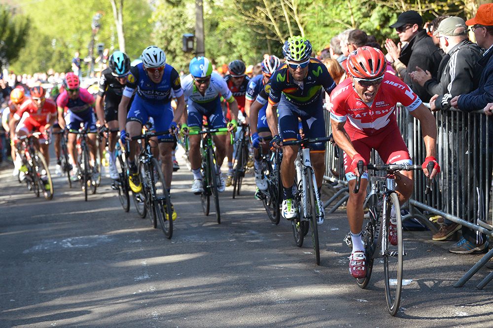 Joaquim Rodriguez (Katusha) attacks the Mur de Huy