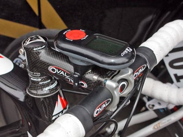 Footon-Servetto riders have turned to iBike's novel iAero computers to track and display their data.