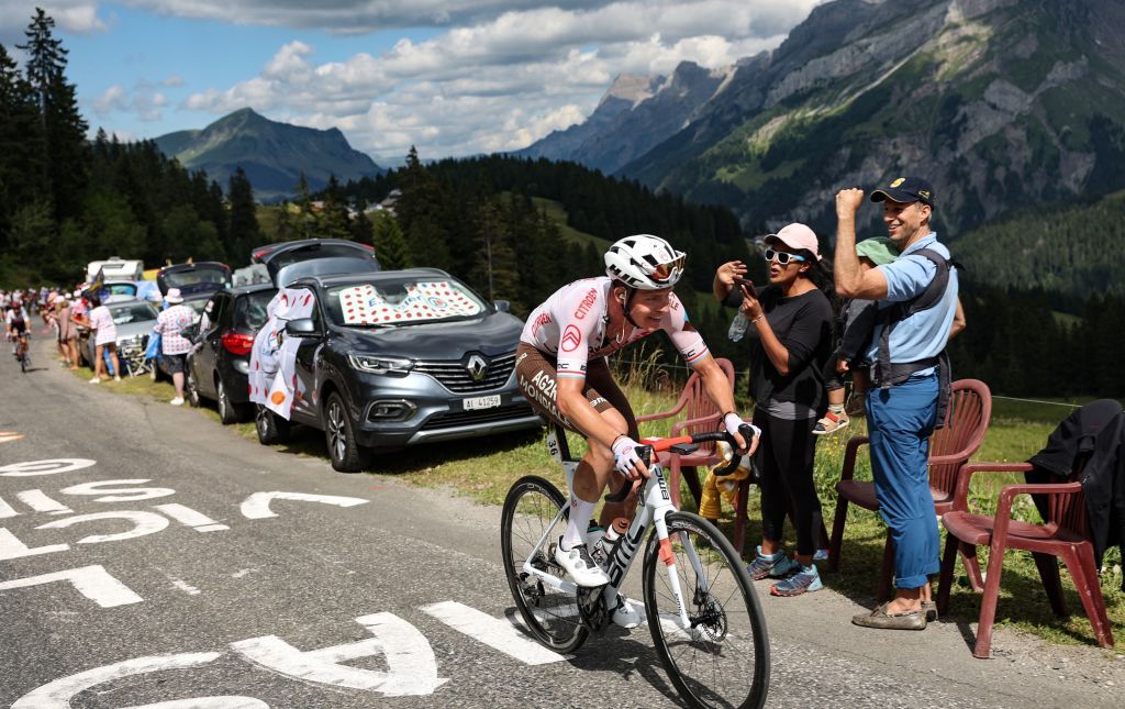 AG2R Citroen Teams Luxembourgish rider Bob Jungels cycles in a breakaway in the Swiss Alps during the 9th stage of the 109th edition of the of the Tour de France cycling race 1929 km between Aigle in Switzerland and Chatel Les Portes du Soleil in the French Alps on July 10 2022 Photo by Thomas SAMSON AFP Photo by THOMAS SAMSONAFP via Getty Images