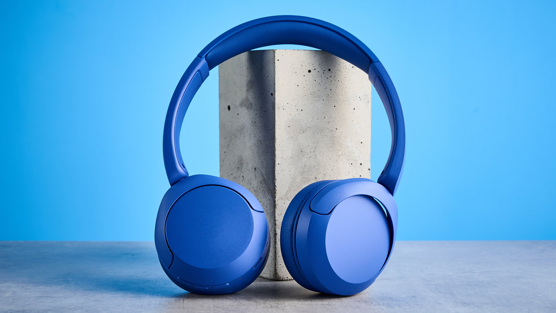 Sony WH-CH530 in Cobalt blue