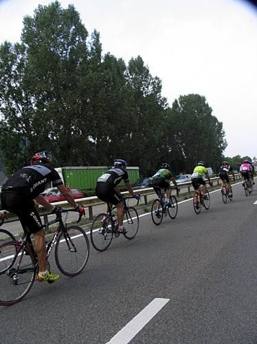 Taufig and this joker just about keep up with Tom's pace