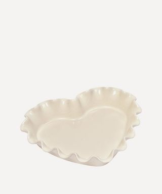 Heart Ruffled Oven Dish