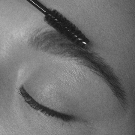 Low contrast brows
