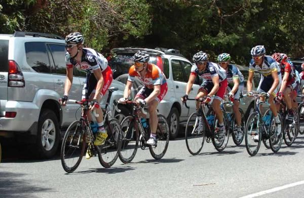 Andr&eacute; Greipel (Lotto-Belisol) puts his team to work